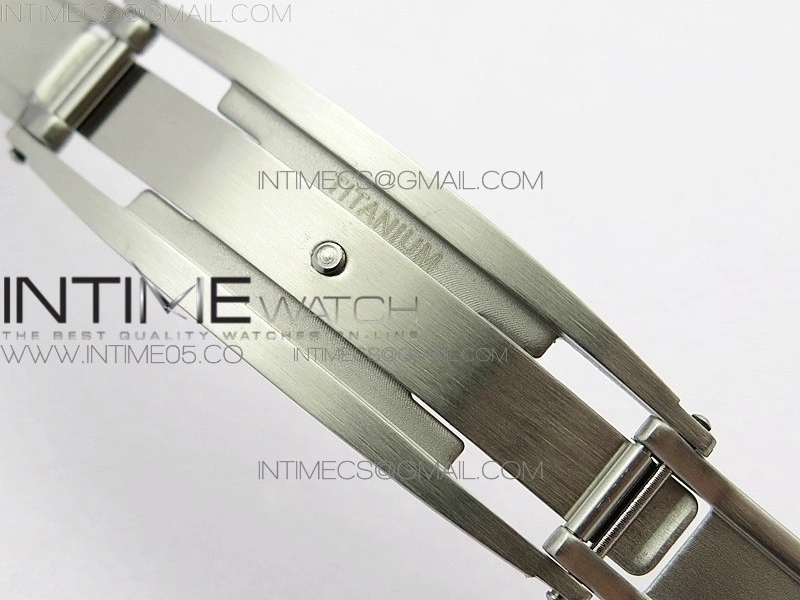 RM11-03 RG KVF 1:1 Best Edition Crystal Skeleton Dial on White Rubber Strap A7750