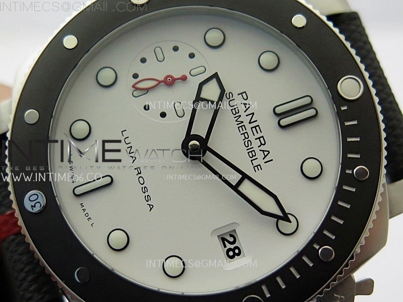 PAM1579 Luna Rossa Submersible 42mm VSF 1:1 Best Edition White Dial On Black Fabric Strap P900
