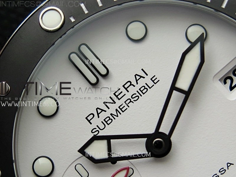 PAM1579 Luna Rossa Submersible 42mm VSF 1:1 Best Edition White Dial On Black Fabric Strap P900