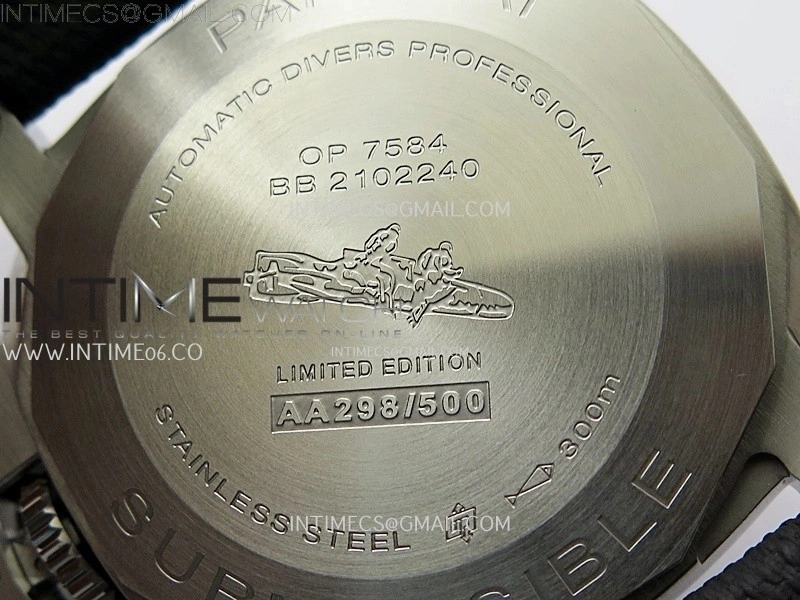 PAM1579 Luna Rossa Submersible 42mm VSF 1:1 Best Edition White Dial On Black Fabric Strap P900