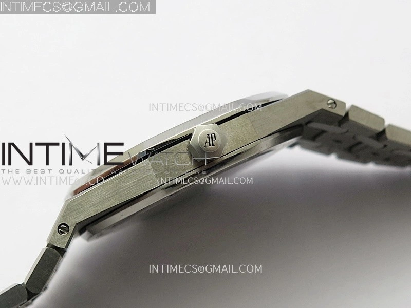 Royal Oak 16202XT 39mm Titanium ZF 1:1 Best Edition Red Dial On SS Bracelet A7121