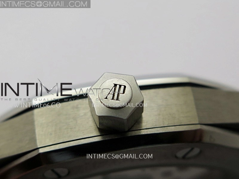 Royal Oak 16202XT 39mm Titanium ZF 1:1 Best Edition Red Dial On SS Bracelet A7121