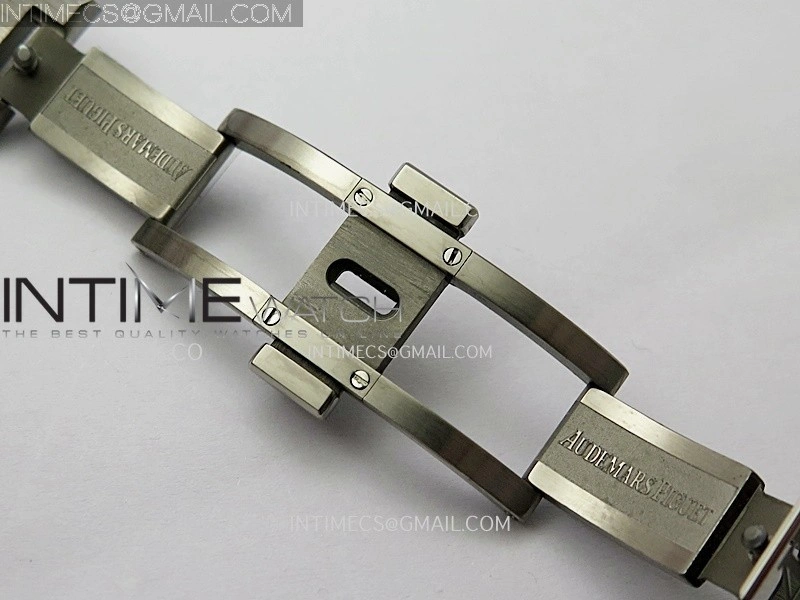 Royal Oak 16202XT 39mm Titanium ZF 1:1 Best Edition Red Dial On SS Bracelet A7121
