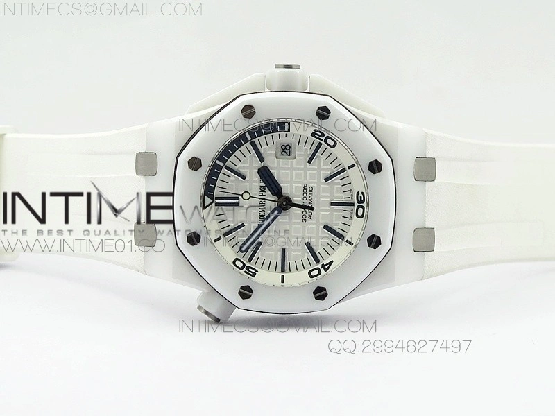 Royal Oak Offshore Diver White Ceramic BP on White Rubber Strap A3120
