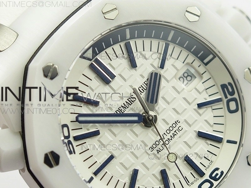 Royal Oak Offshore Diver White Ceramic BP on White Rubber Strap A3120
