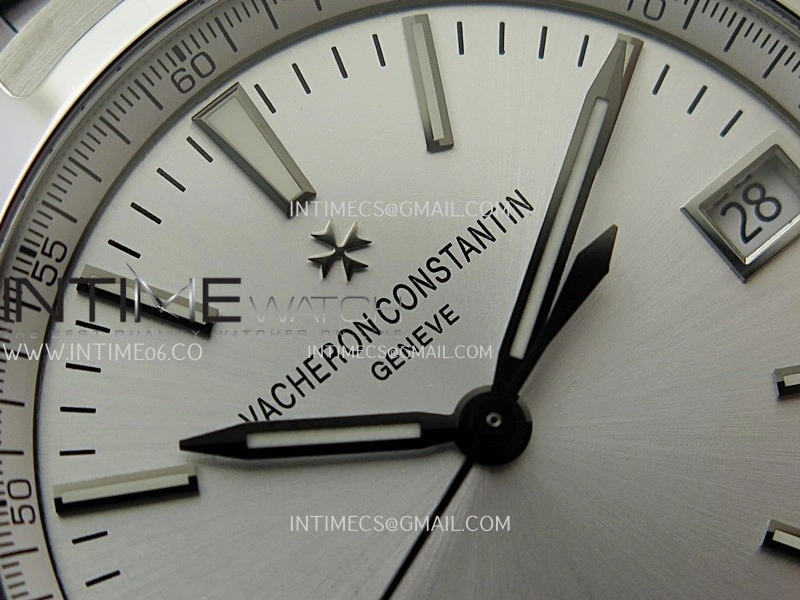 Overseas 4500V SS ZF 1:1 Best Edition Silver Dial on Black Rubber Strap Asian Super Clone 5100 V2
