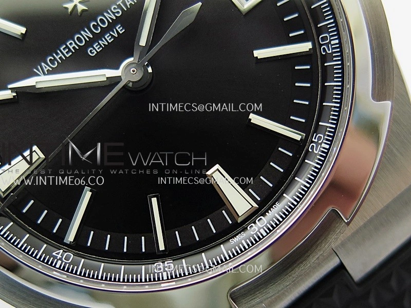 Overseas 4500V SS ZF 1:1 Best Edition Black Dial on Black Rubber Strap Asian Super Clone 5100 V2