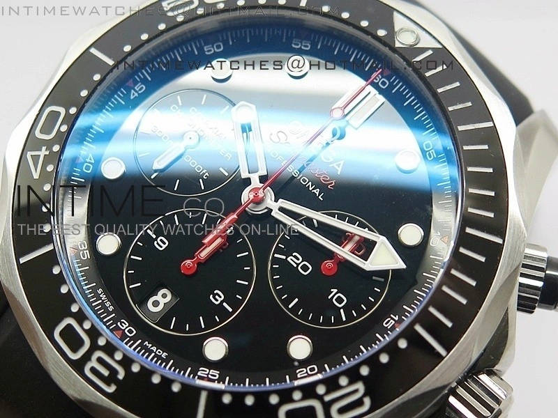 Seamaster 300m Diver SS Black Dial Black Inner Bezel on Black Rubber Strap A7750