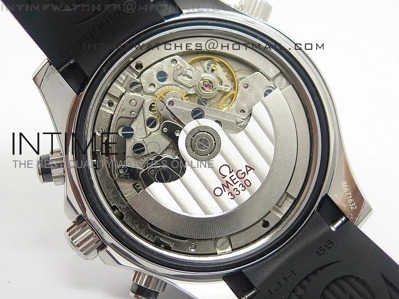 Seamaster 300m Diver SS Black Dial Black Inner Bezel on Black Rubber Strap A7750