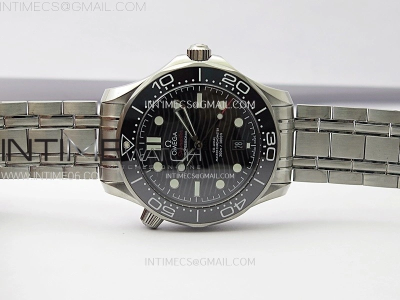 Seamaster Diver 300M B50F Black Ceramic Black Dial on SS Bracelet A8800