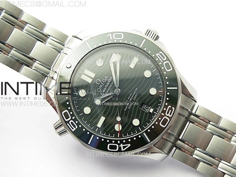 Seamaster Diver 300M B50F Black Ceramic Black Dial on SS Bracelet A8800