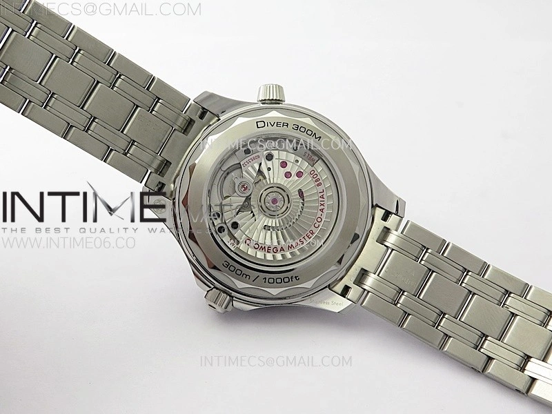 Seamaster Diver 300M B50F Black Ceramic Black Dial on SS Bracelet A8800