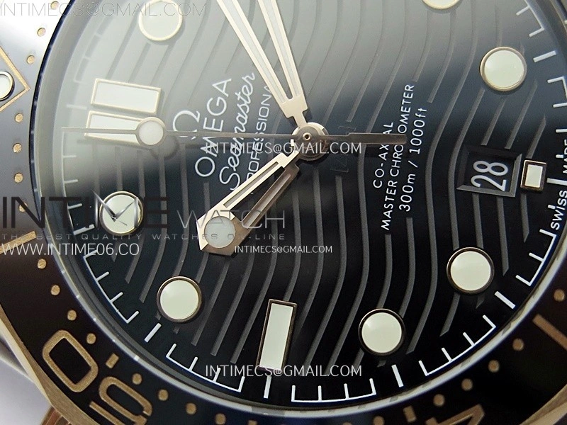 Seamaster Diver 300M SS RG B50F Black Ceramic Black Dial on SS RG Bracelet A8800