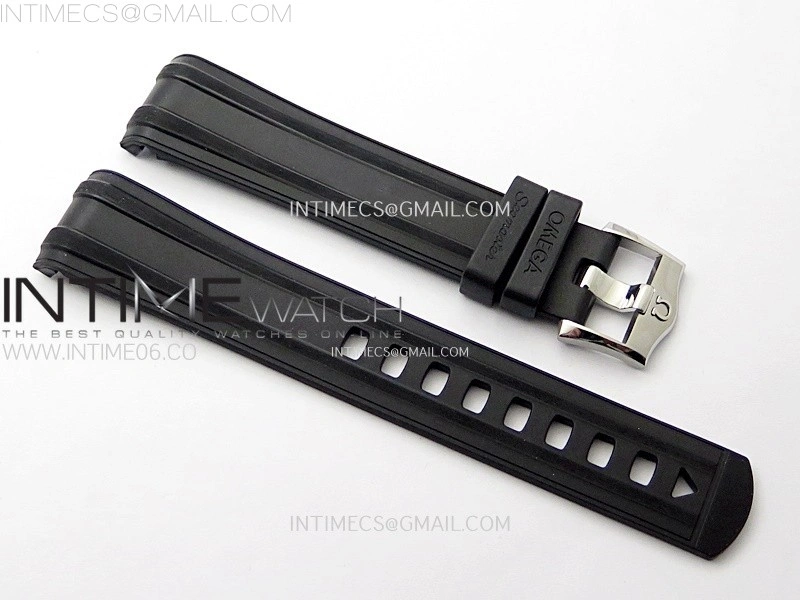 Seamaster Diver 300M SS RG B50F Black Ceramic Black Dial on SS RG Bracelet A8800