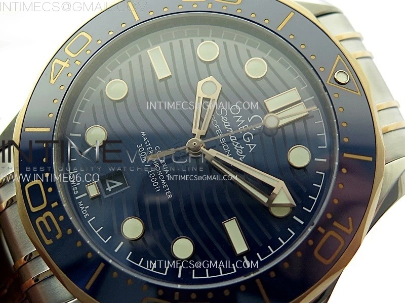 Seamaster Diver 300M SS RG B50F Blue Ceramic Blue Dial on SS RG Bracelet A8800