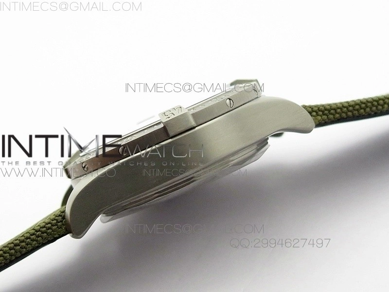 Skyland Avenger Titanium 1:1 Best Edition Gray Numeral Dial A7750