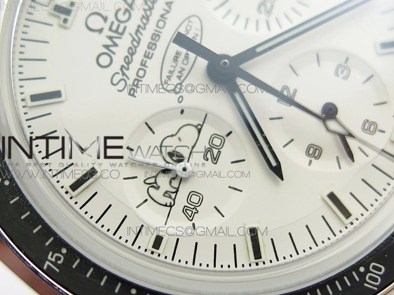 Speedmaster SS Snoopy OMF Best Edition White Dial on Nylon Strap Manual Winding Chrono Movement