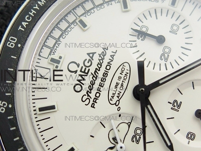 Speedmaster SS Snoopy OMF Best Edition White Dial on Nylon Strap Manual Winding Chrono Movement
