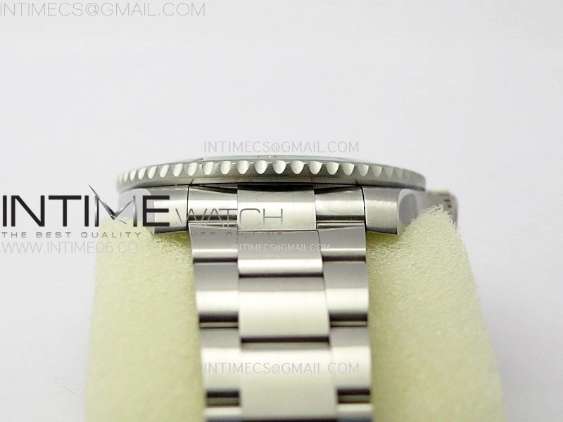 Submariner 116610 LV Green Ceramic C+F 904L 1:1 Best Edition on SS Bracelet VR3135