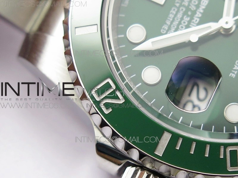 Submariner 116610 LV Green Ceramic ZRF 1:1 Best Edition on SS Bracelet VR3135