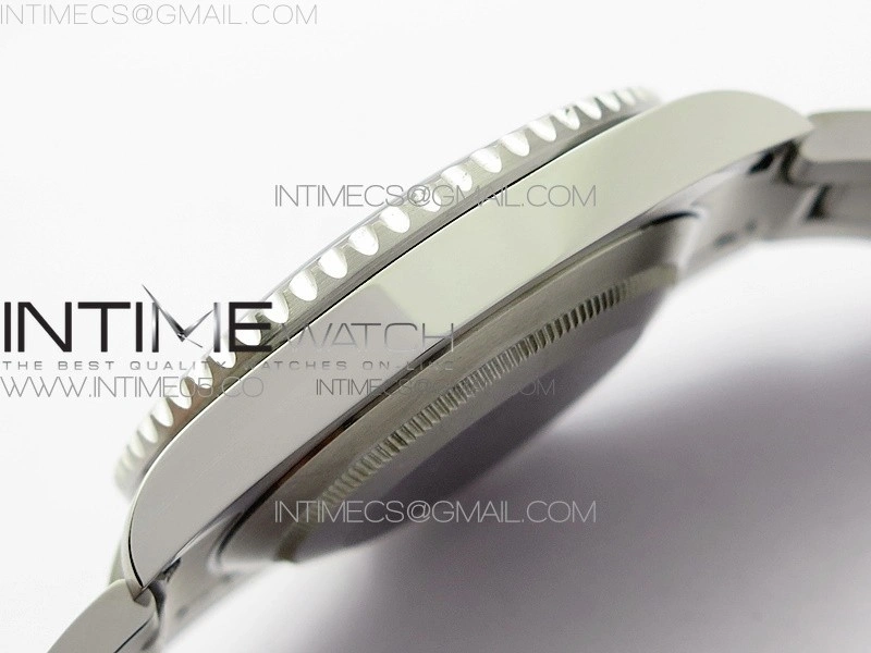 Submariner 116610 LV Green Ceramic ZRF 1:1 Best Edition on SS Bracelet VR3135