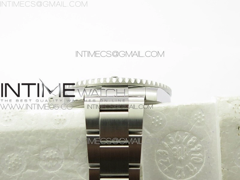 Submariner 116610 LV Green Ceramic ZRF 1:1 Best Edition on SS Bracelet VR3135