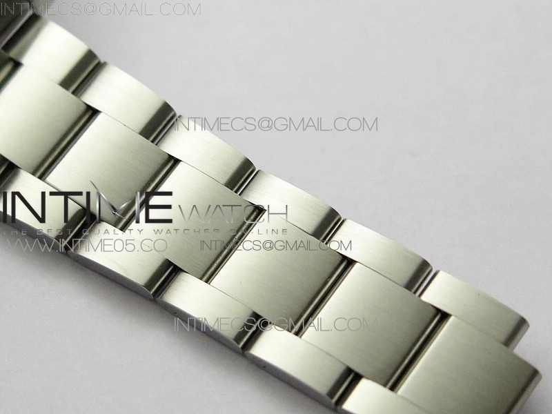 Submariner 116610 LV Green Ceramic ZRF 1:1 Best Edition on SS Bracelet VR3135