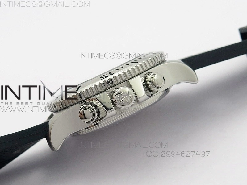 SuperOcan SteelFish SS White Dial on Black Rubber Strap A7750