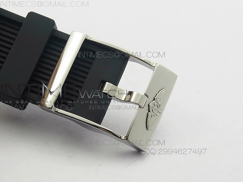 SuperOcan SteelFish SS White Dial on Black Rubber Strap A7750