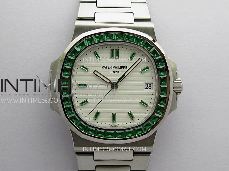 Nautilus 5711 1A Green T Diamond SS GRF 1:1 Best Edition White Textured Dial On SS Bracelet Asian 26-330