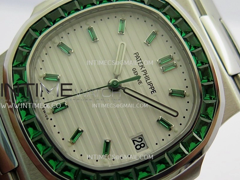 Nautilus 5711 1A Green T Diamond SS GRF 1:1 Best Edition White Textured Dial On SS Bracelet Asian 26-330