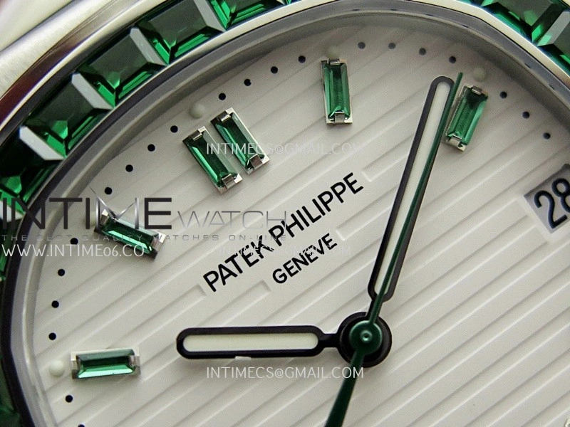 Nautilus 5711 1A Green T Diamond SS GRF 1:1 Best Edition White Textured Dial On SS Bracelet Asian 26-330