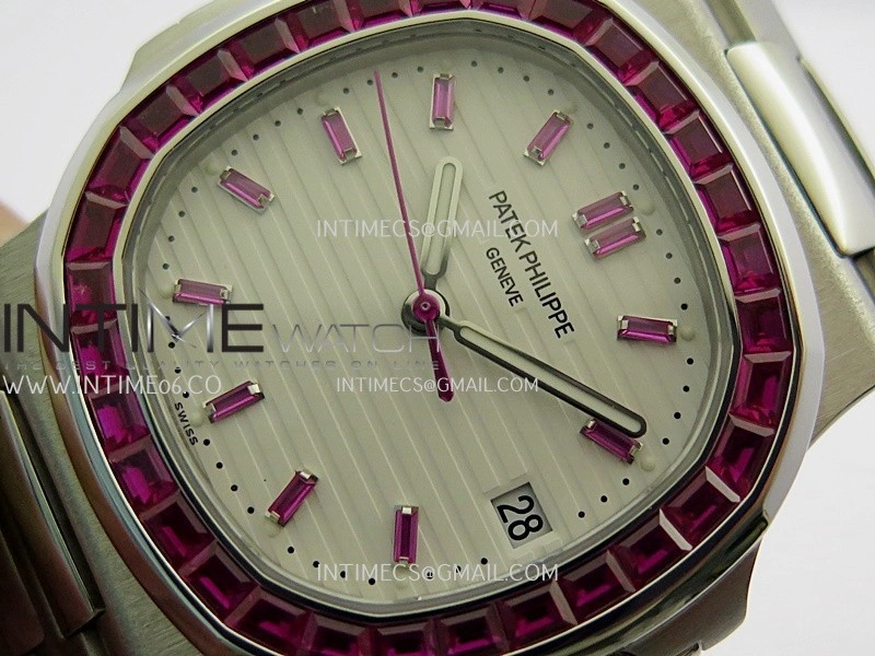 Nautilus 5711 1A Red T Diamond SS GRF 1:1 Best Edition White Textured Dial On SS Bracelet Asian 26-330