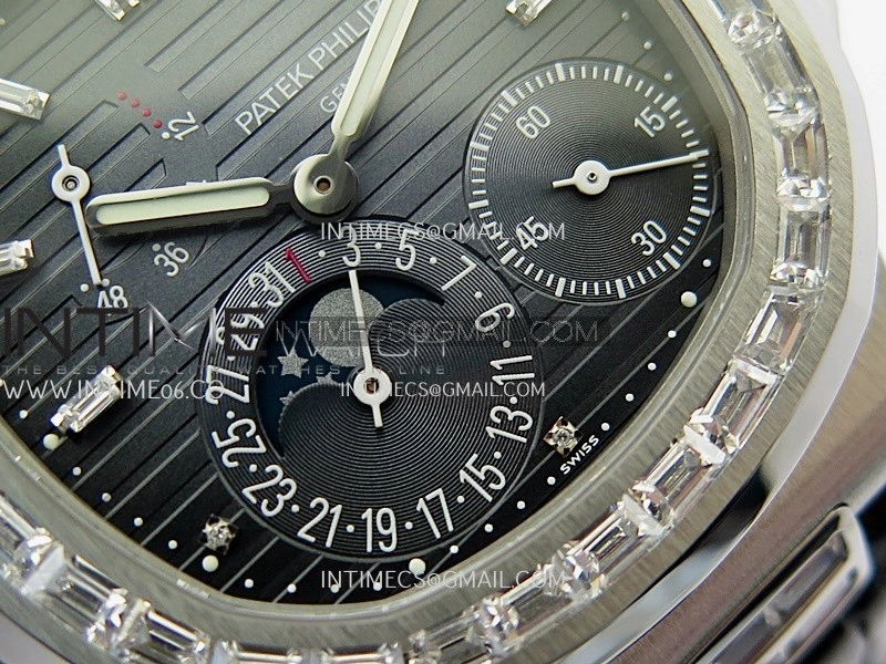 Nautilus 5724G SS T Diamonds PPF 1:1 Best Edition Blue Dial on Black Leather Strap A240 Super Clone