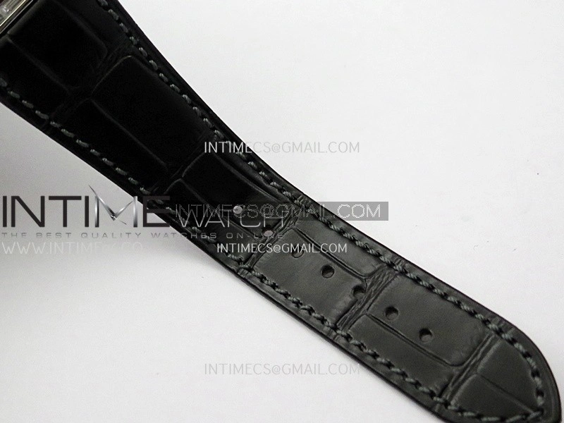 Nautilus 5724G SS T Diamonds PPF 1:1 Best Edition Blue Dial on Black Leather Strap A240 Super Clone