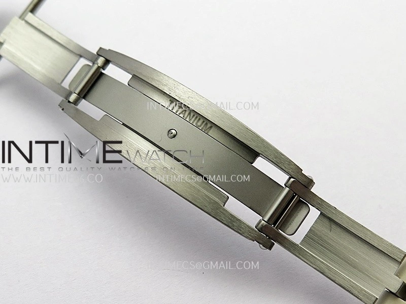 RM16-02 Titanium Umi Office Best Edition Skeleton Dial On Cream Rubber Strap Asian CRMA9