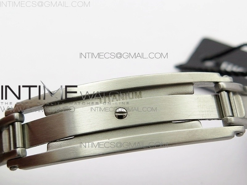RM011 Carbon Case Chronograph KVF 1:1 Best Edition White Ceramic Bezel Skeleton Dial on White Rubber Strap A7750