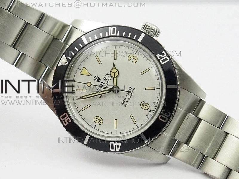 Vintage 1680 Submariner No Date SS White Dial On SS Bracelet A2836