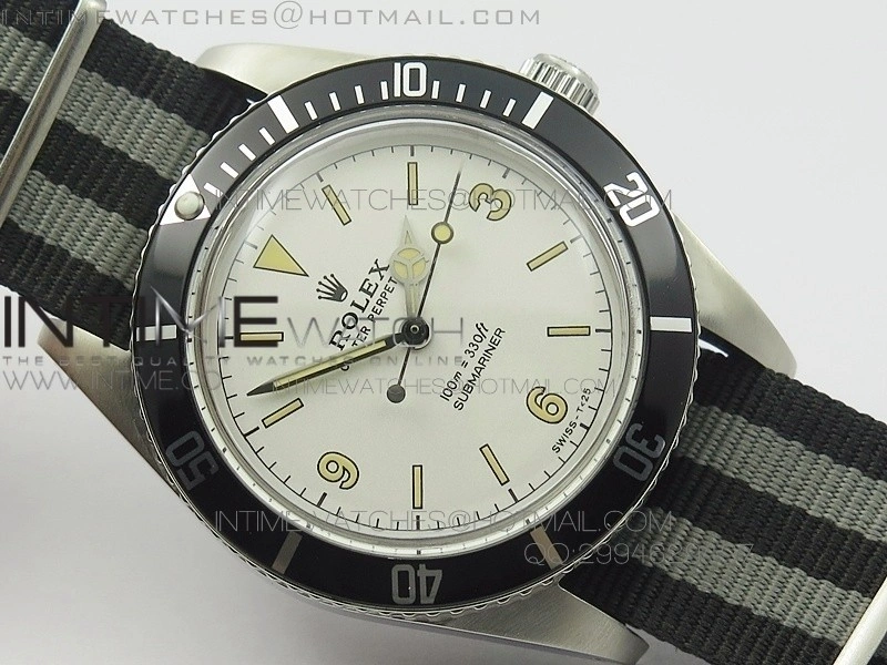 Vintage 1680 Submariner No Date SS White On White Nylon Strap A2836