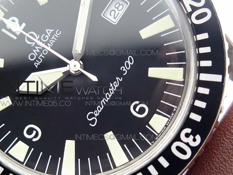 Vintage Seamaster 300 Date SS B12 Black Dial On Brown Leather Strap A-2836