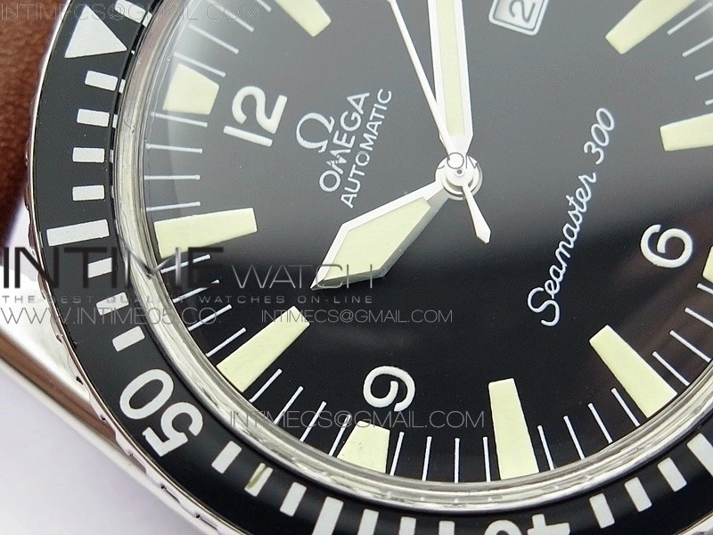 Vintage Seamaster 300 Date SS B12 Black Dial On Brown Leather Strap A-2836