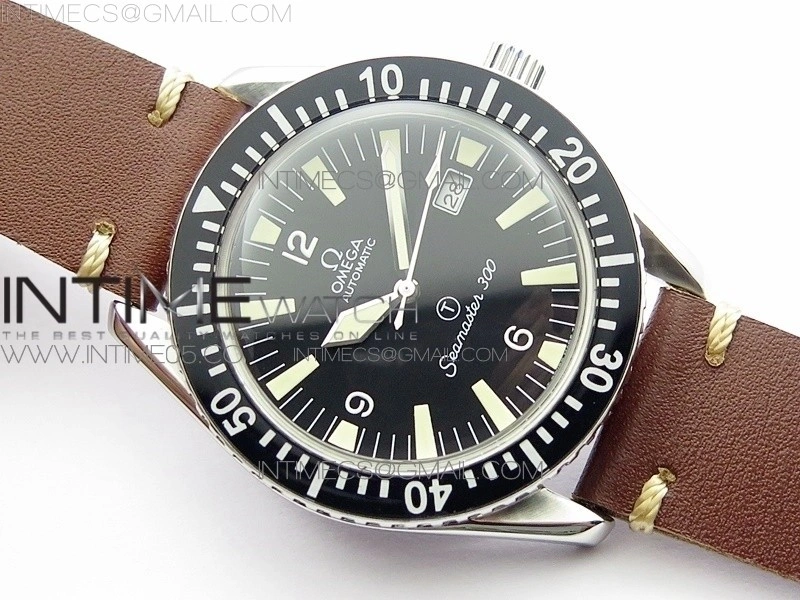 Vintage Seamaster 300 Date T SS B12 Black Dial On Brown Leather Strap A-2836