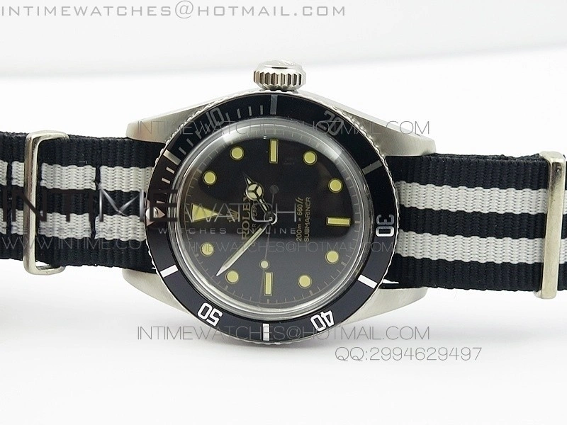 Vintage Submariner No Date 200m 660ft SS On Nylon Strap A2836