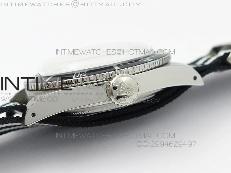 Vintage Submariner No Date 200m 660ft SS On Nylon Strap A2836