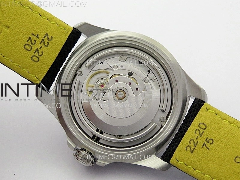 Avenger Chronometer 42mm GMT Yellow Second Hand SS BLSF 1:1 Best Version Black Dial On Black Nylon Strap A2836