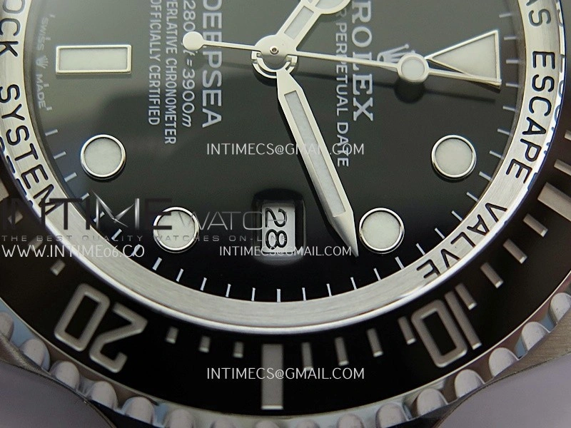Deep Sea Dweller 136660 904L Steel 3EF 1:1 Best Edition Black Dial on SS Bracelet VR3235