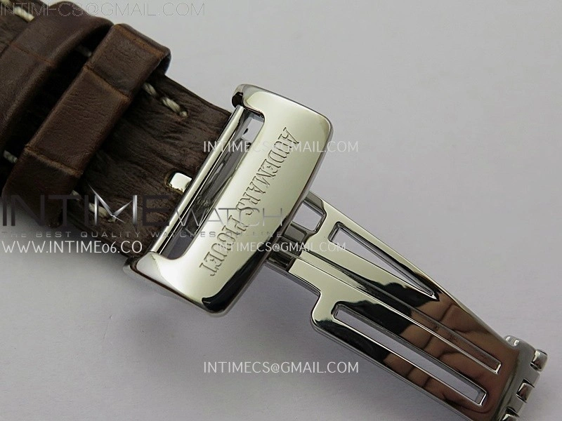 Royal Oak Offshore 42mm Safari TKF Best Edition White Dial on Brown Leather Strap A7750