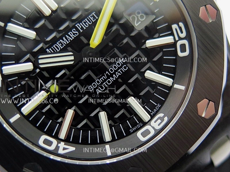 Royal Oak Offshore Diver 15706 Forged Carbon APSF 1:1 Best Edition On SA3120 Super Clone