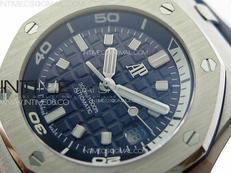 Royal Oak Offshore Diver 15720 IPF 1:1 Best Edition Blue Dial on Blue Rubber Strap A4308