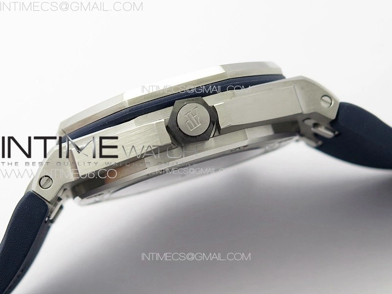 Royal Oak Offshore Diver 15720 IPF 1:1 Best Edition Blue Dial on Blue Rubber Strap A4308